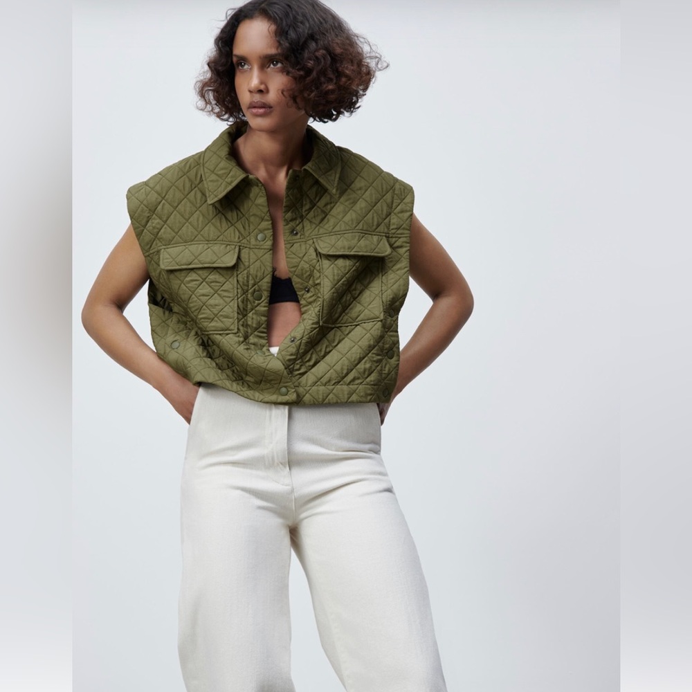 QUILTED CROPPED VEST ZARA